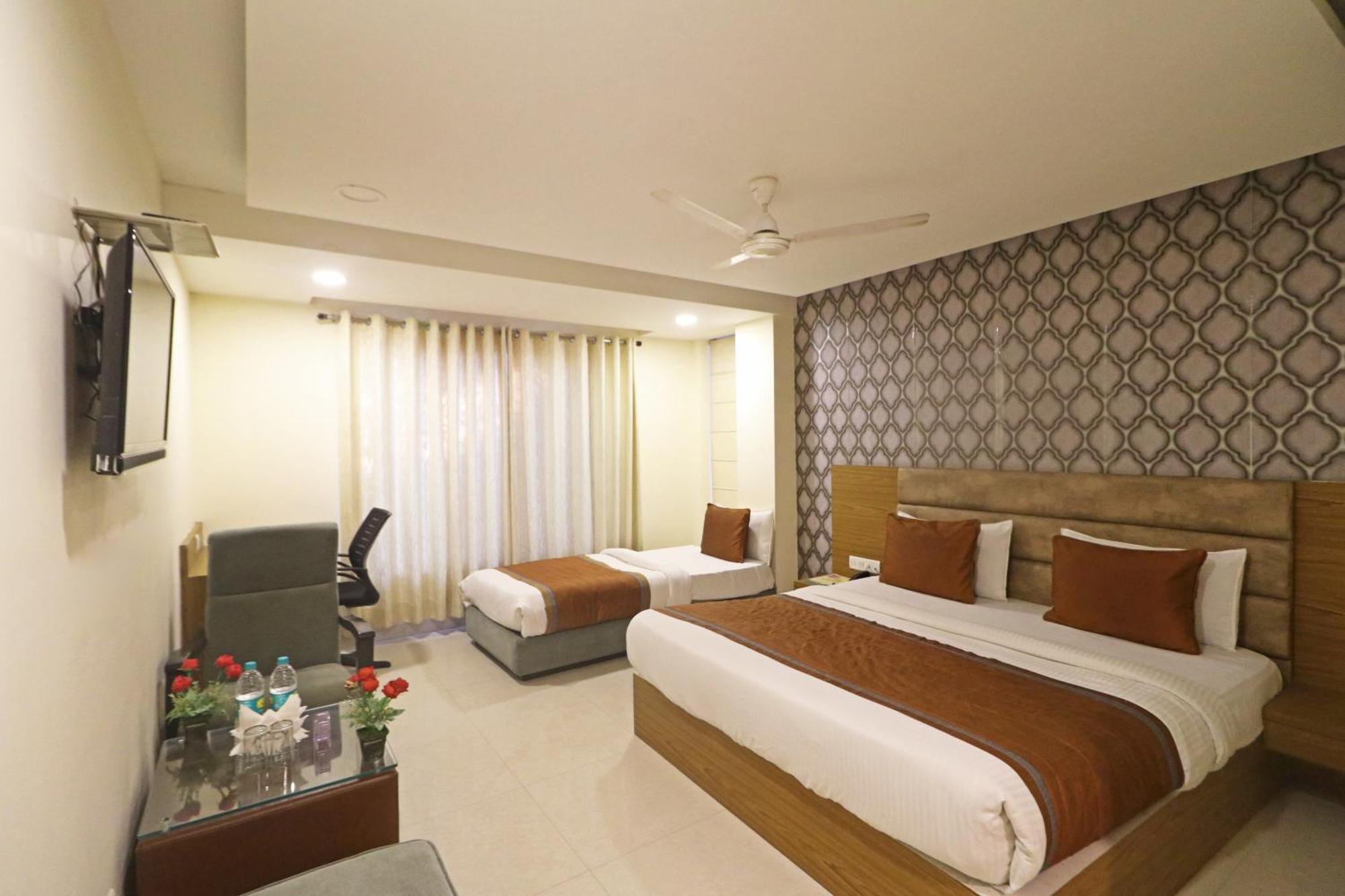 Grand Suites By D Capitol- Mahipalpur,Delhi Airport, Aerocity New Delhi Exterior photo